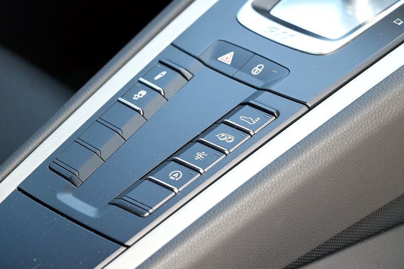 Porsche 991 Carrera GTS Coupe PDK