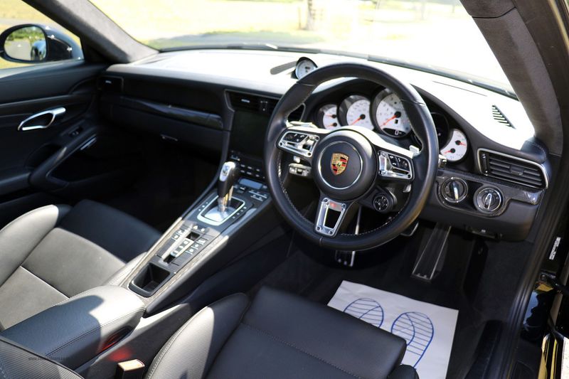 Porsche 991 Turbo S Coupe PDK Aerokit