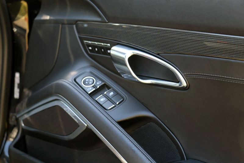 Porsche 991 Turbo S Coupe PDK Aerokit