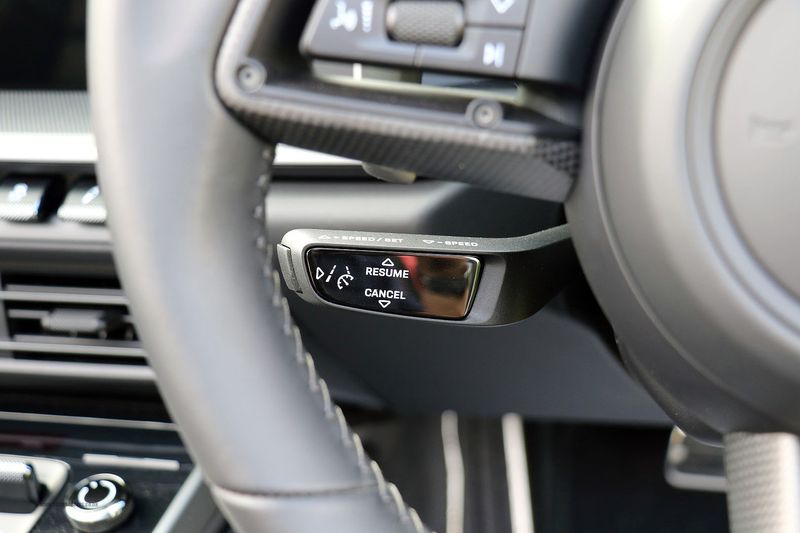 Porsche 992 Targa 4S PDK