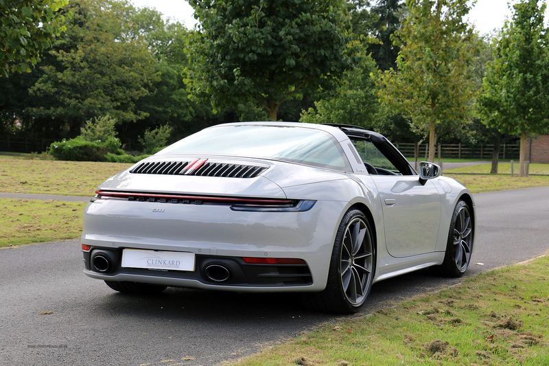 Porsche 992 Targa 4S PDK
