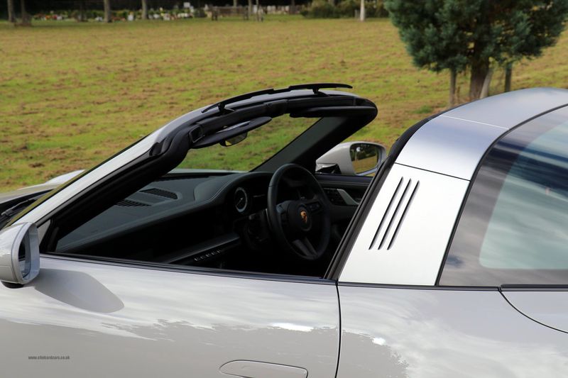 Porsche 992 Targa 4S PDK