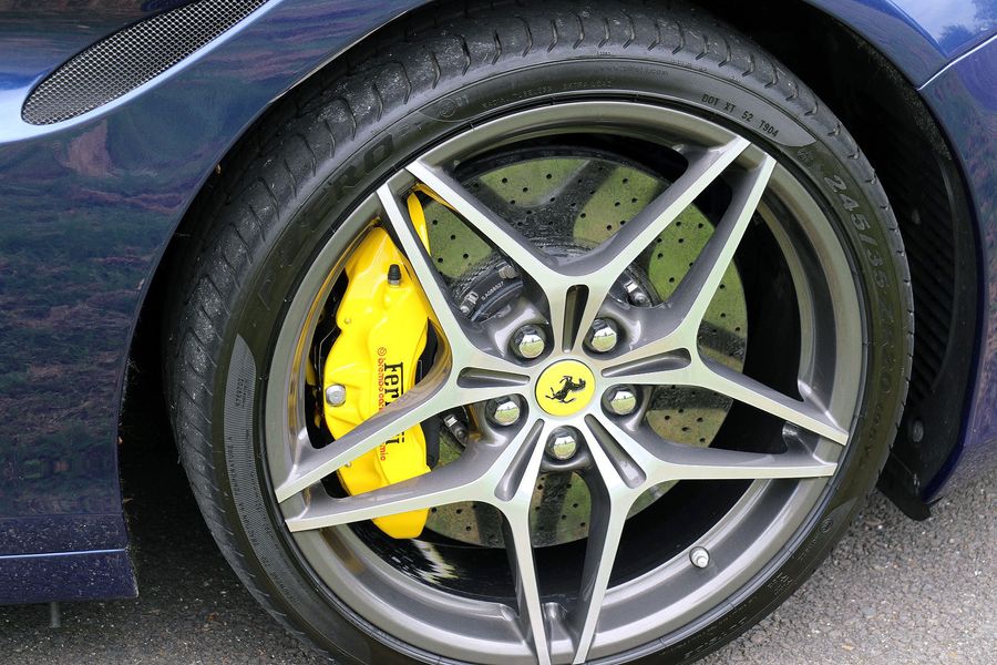 Ferrari California Turbo DCT - Special Handling Pack