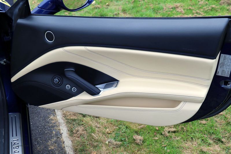 Ferrari California Turbo DCT - Special Handling Pack