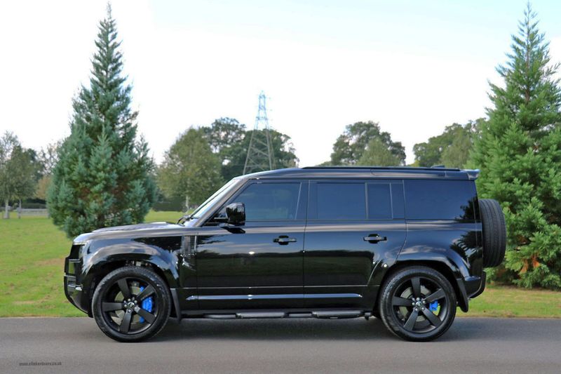 Landrover Defender 110 3.0 D300 MHEV HSE Hard Top Auto