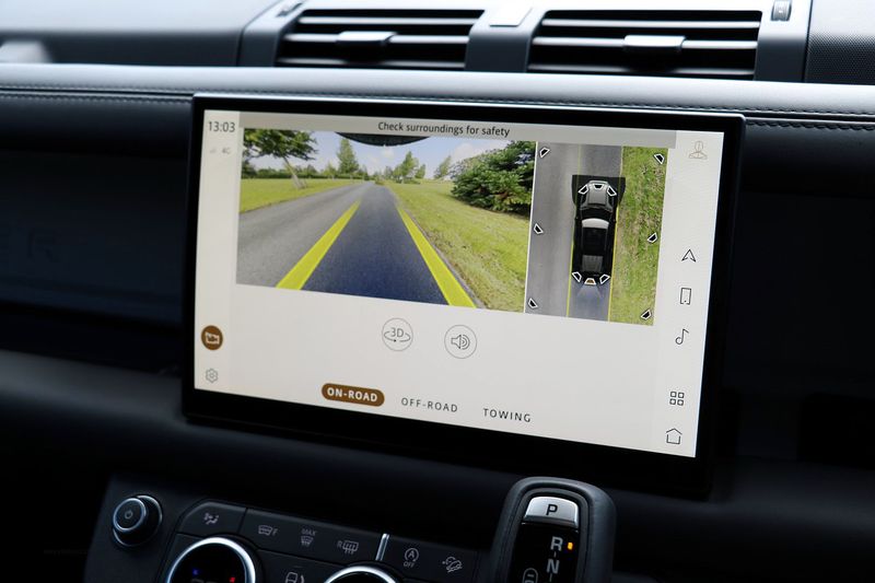 Landrover Defender 110 3.0 D300 MHEV HSE Hard Top Auto