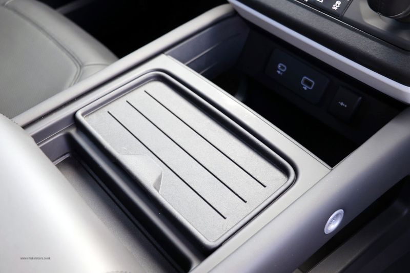 Landrover Defender 110 3.0 D300 MHEV HSE Hard Top Auto