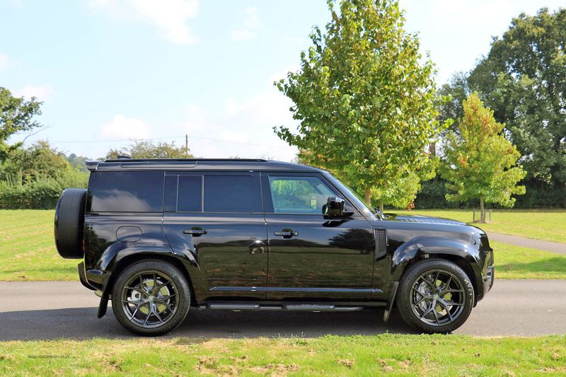 Landrover 110 3.0 D300 MHEV HSE Hard Top Auto