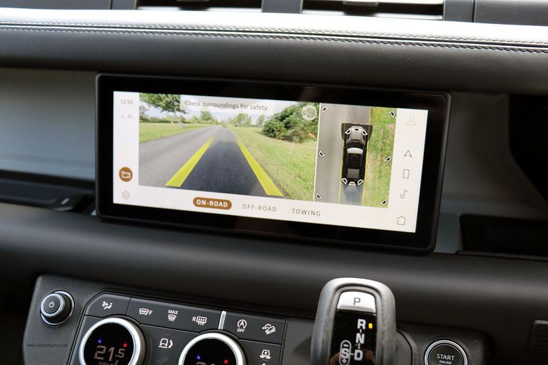 Landrover 110 3.0 D300 MHEV HSE Hard Top Auto