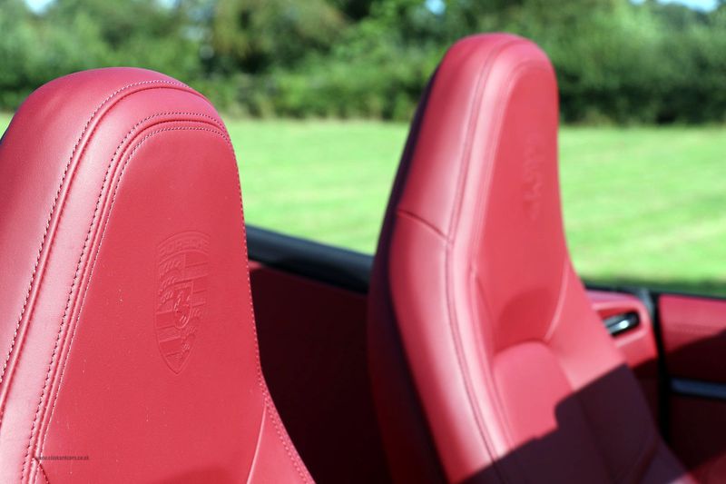 Porsche 992 Carrera S Cabriolet PDK