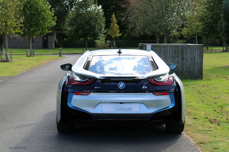 BMW i8 Coupe