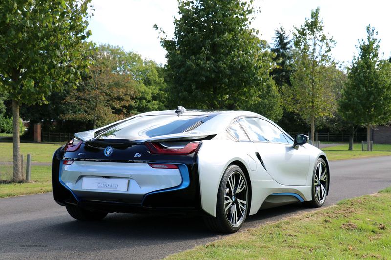 BMW i8 Coupe
