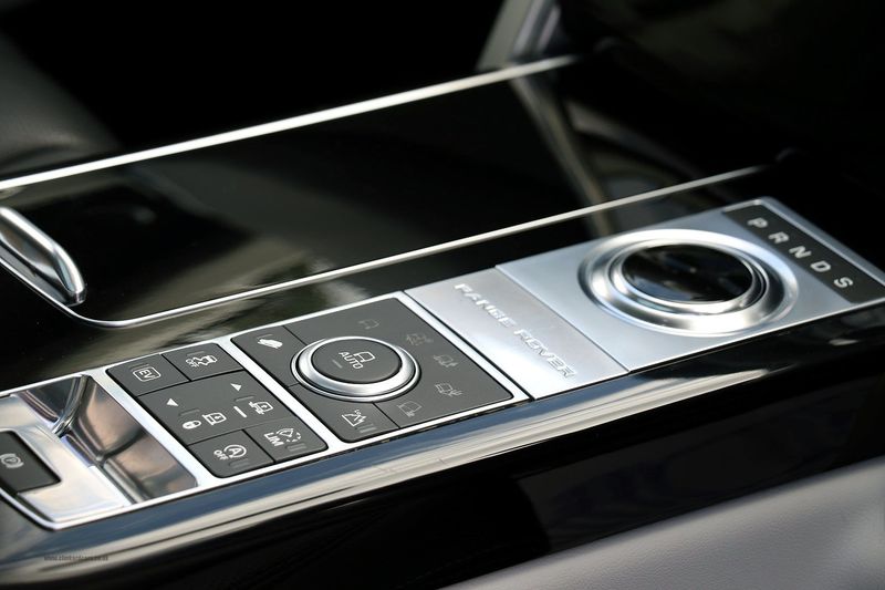 Range Rover Vogue 3.0h SDV6 Vogue SE