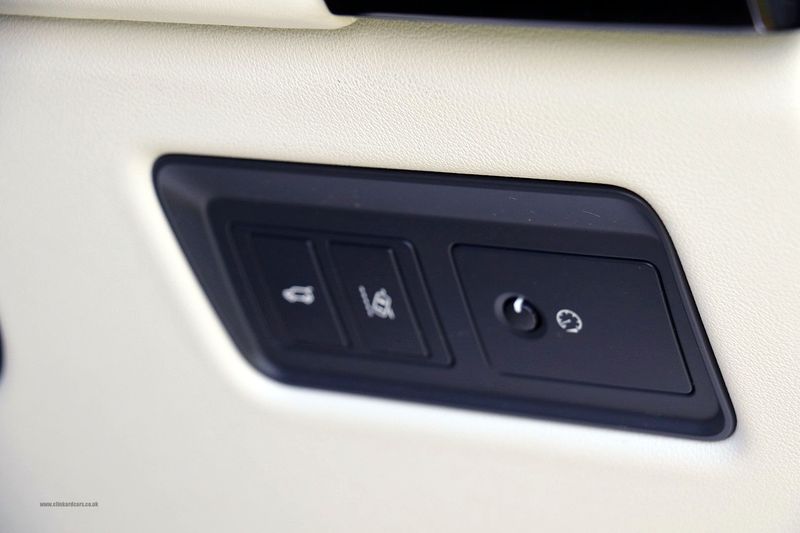 Range Rover Vogue 3.0h SDV6 Vogue SE