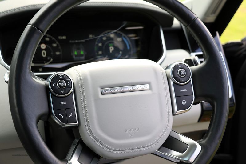 Range Rover Vogue 3.0h SDV6 Vogue SE
