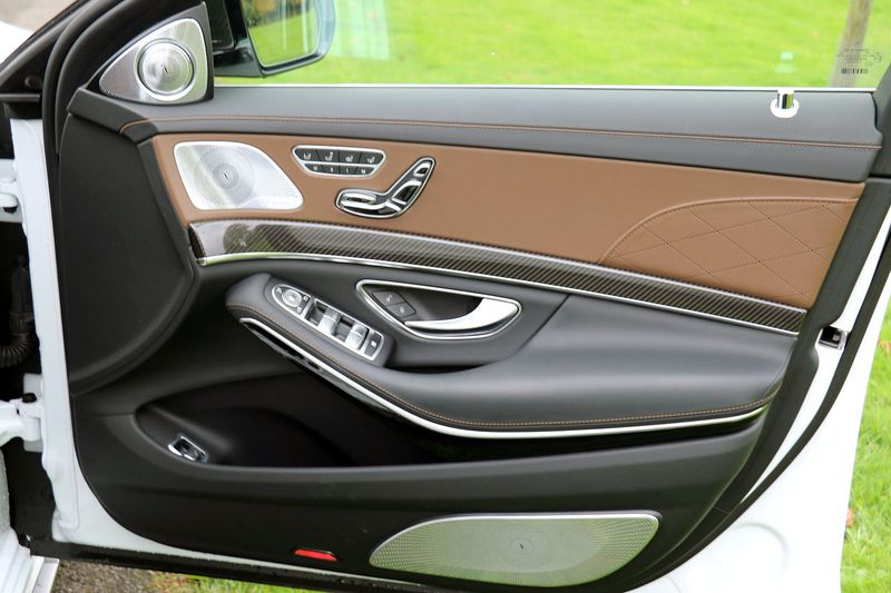 Mercedes S65 AMG V12 Twin Turbo