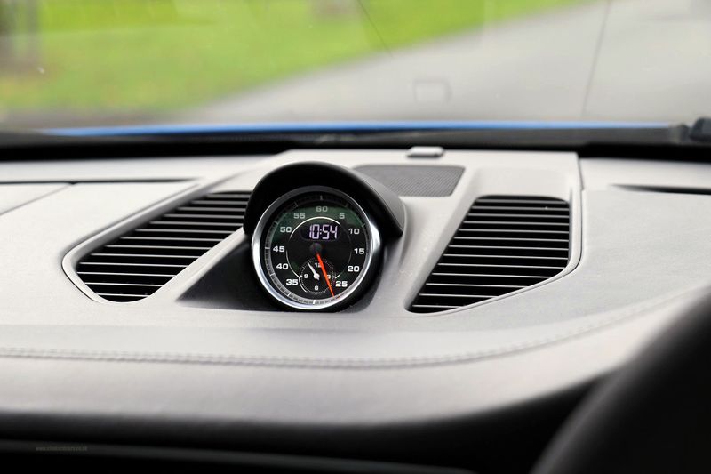 Porsche 99 Carrera GTS Coupe PDK