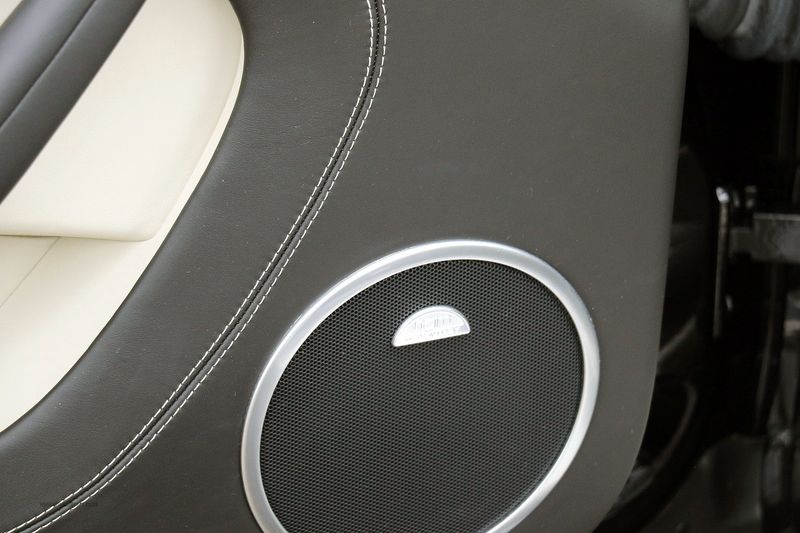 Bentley Continental GTC V8 S