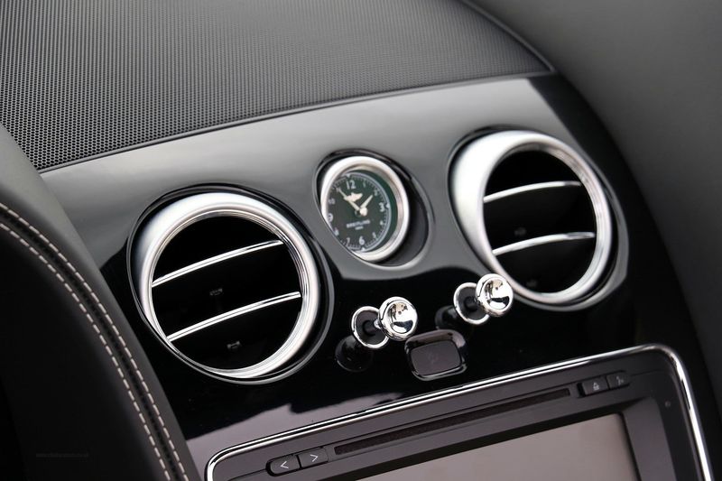 Bentley Continental GTC V8 S