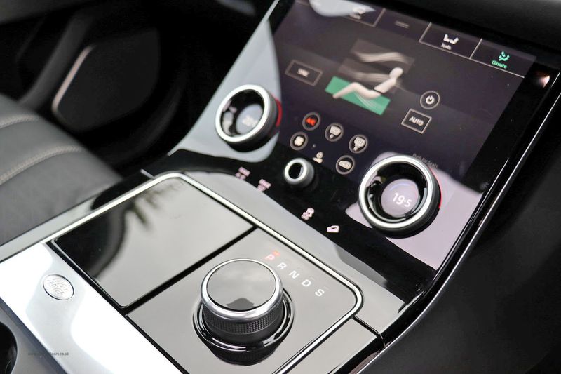 Range Rover Velar D300 R-Dynamic HSE