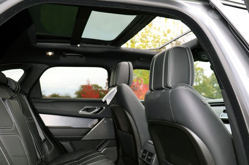 Range Rover Velar D300 R-Dynamic HSE