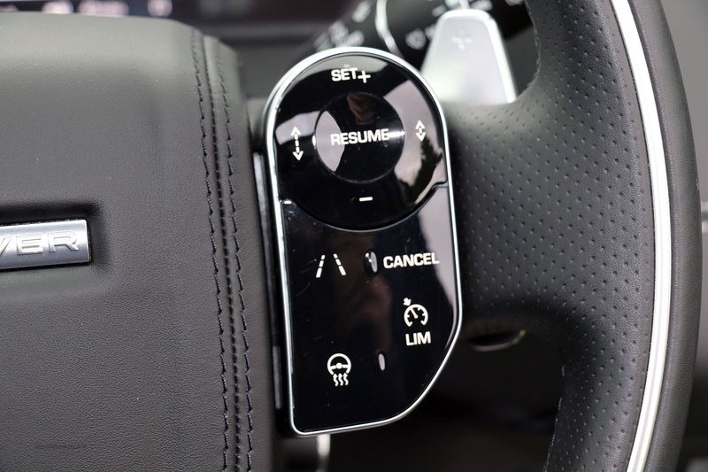 Range Rover Velar D300 R-Dynamic HSE