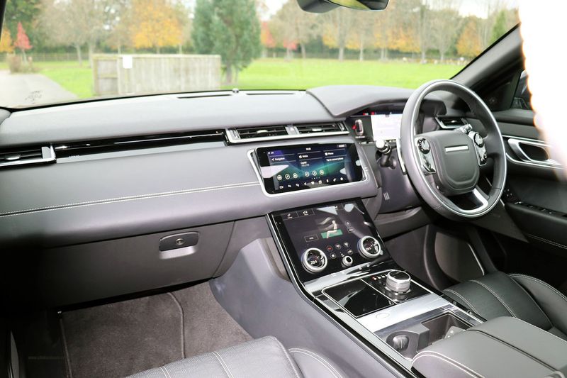 Range Rover Velar D300 R-Dynamic HSE