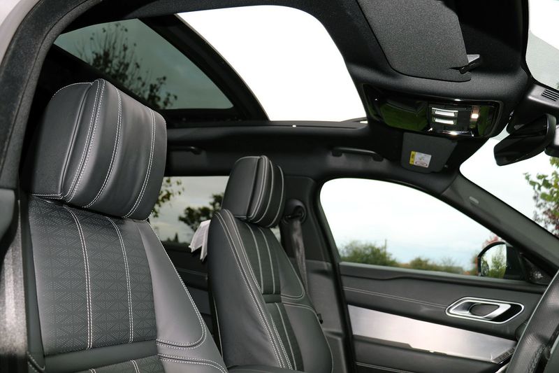Range Rover Velar D300 R-Dynamic HSE