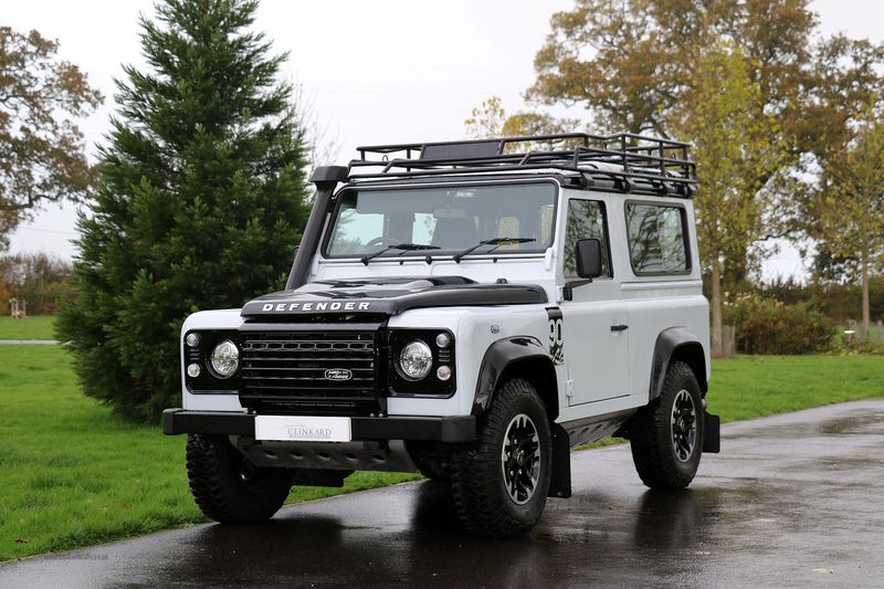 Landrover Defender 90 Adventure Edition