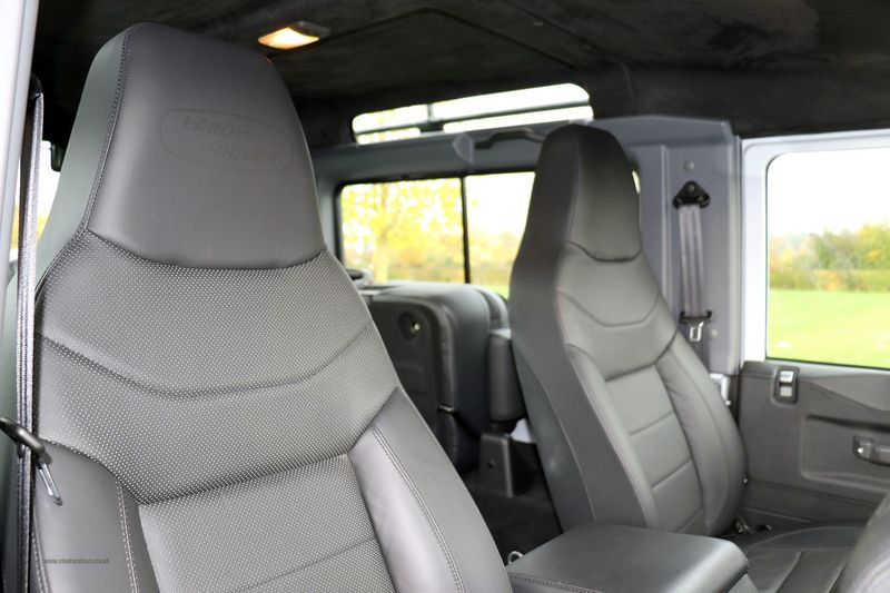 Landrover Defender 90 Adventure Edition