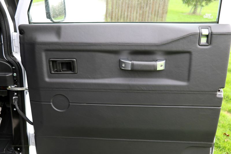 Landrover Defender 90 Adventure Edition