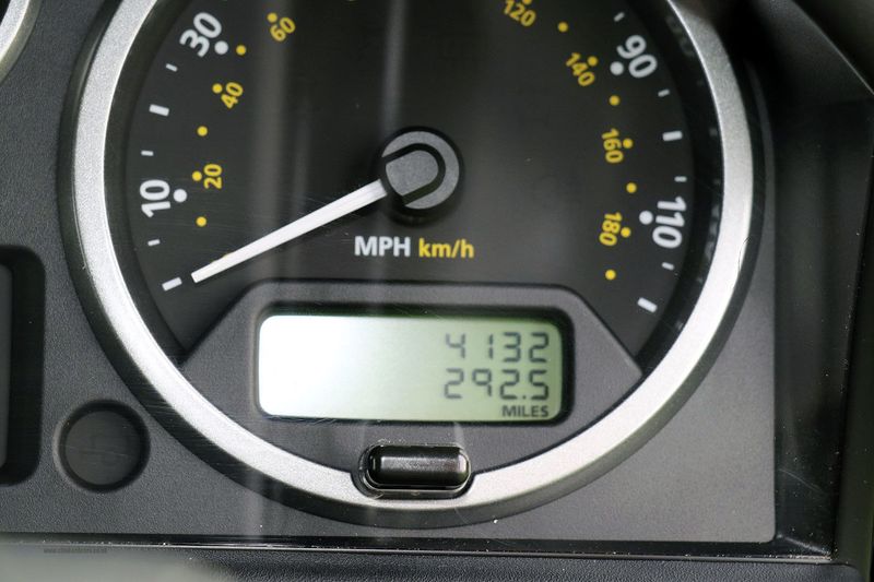 Landrover Defender 90 Adventure Edition