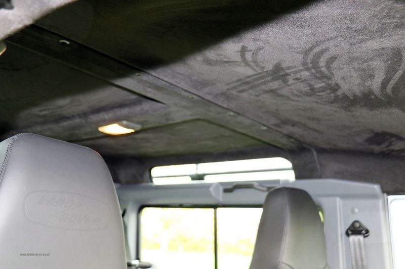 Landrover Defender 90 Adventure Edition