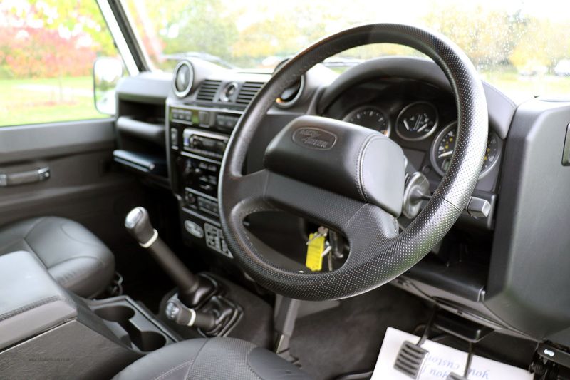 Landrover Defender 90 Adventure Edition