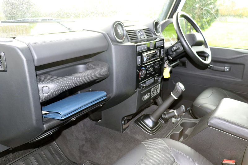 Landrover Defender 90 Adventure Edition