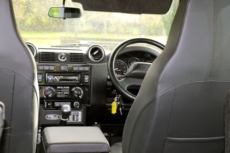 Landrover Defender 90 Adventure Edition