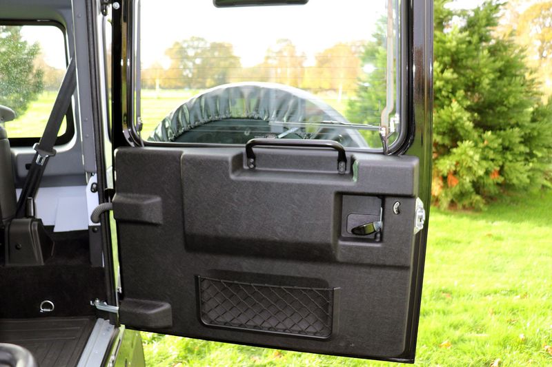 Landrover Defender 90 Adventure Edition