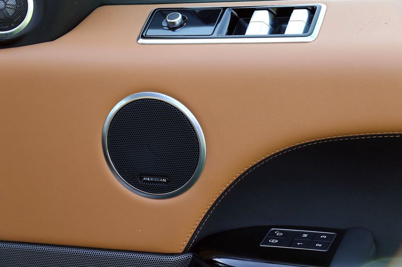 Range Rover Sport P400e Dynamic Autobiography