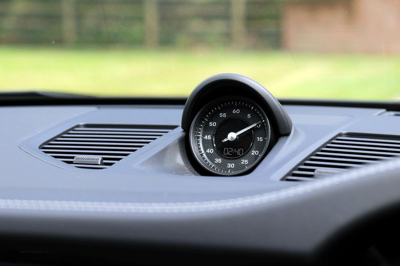 Porsche 992 Carrera 4S Coupe PDK