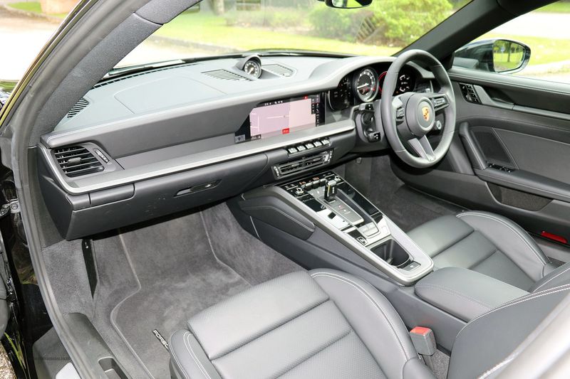 Porsche 992 Carrera 4S Coupe PDK