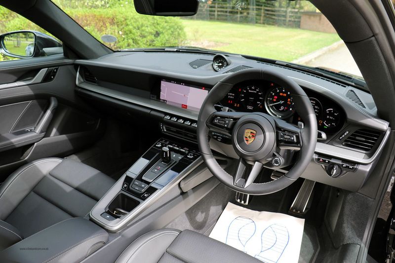 Porsche 992 Carrera 4S Coupe PDK