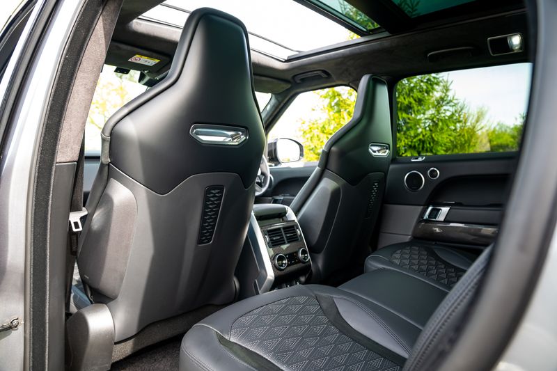 Range Rover Sport SVR Carbon Edition