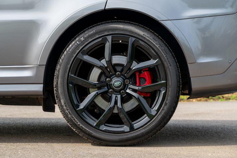 Range Rover Sport SVR Carbon Edition