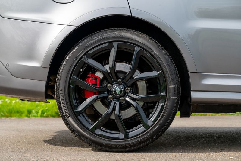 Range Rover Sport SVR Carbon Edition