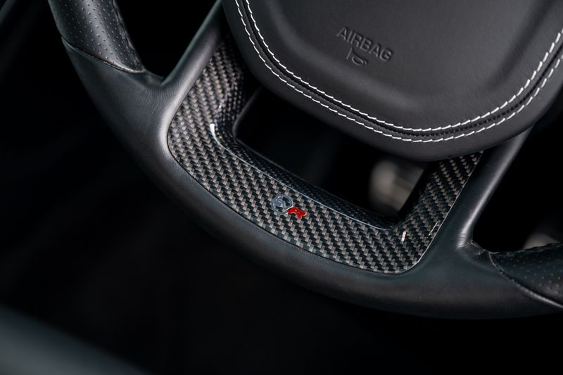 Range Rover Sport SVR Carbon Edition