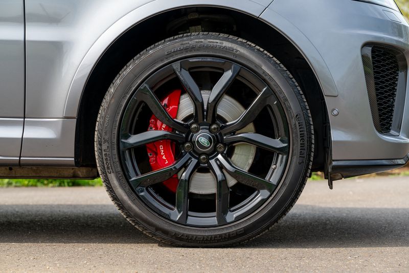 Range Rover Sport SVR Carbon Edition