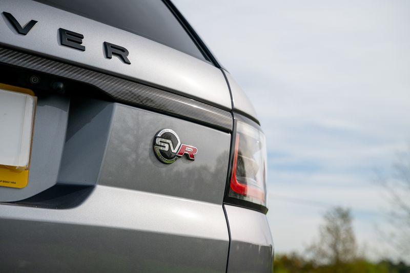 Range Rover Sport SVR Carbon Edition