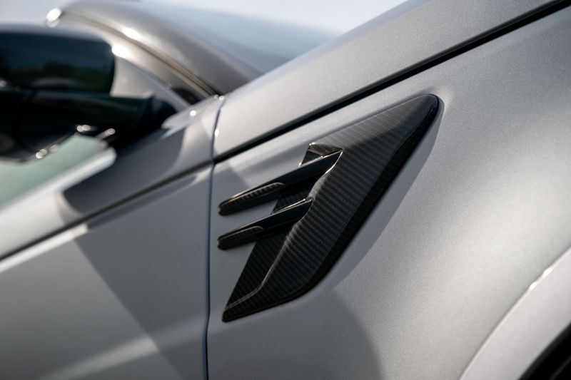 Range Rover Sport SVR Carbon Edition