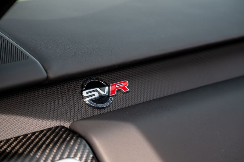 Range Rover Sport SVR Carbon Edition