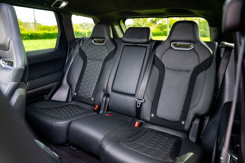 Range Rover Sport SVR Carbon Edition